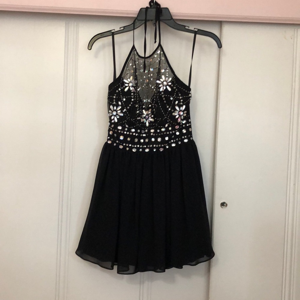 WINDSOR- black mini dress with beading